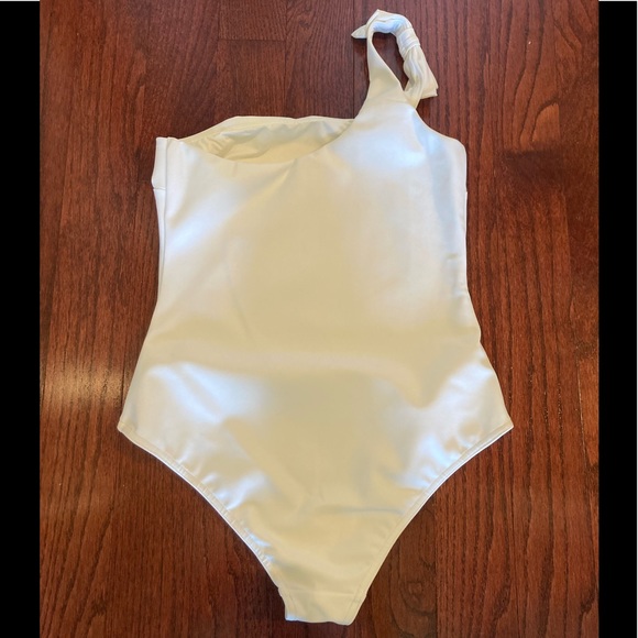 Zimmerman Peggy Bow one shoulder swimsuit sz 4 ivory white - Picture 5 of 15